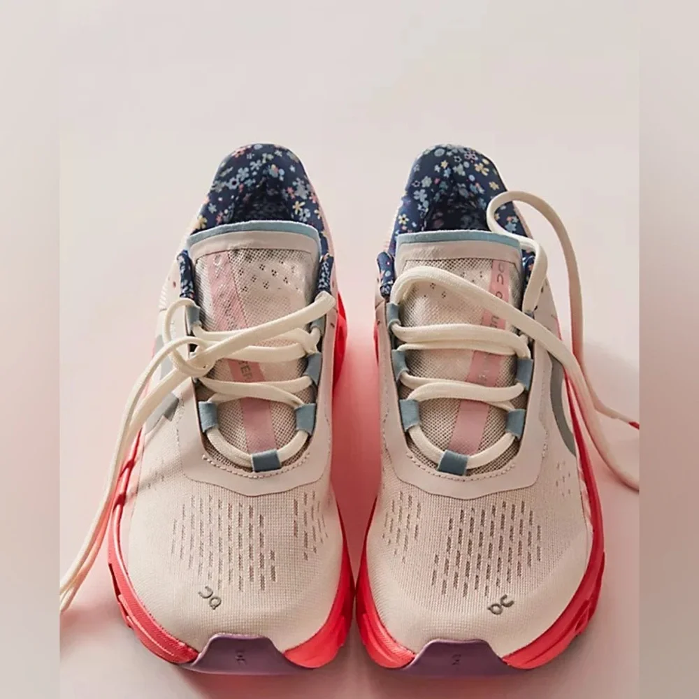 FP Movement x On Cloudmonster Sneakers - Picture 2 of 14